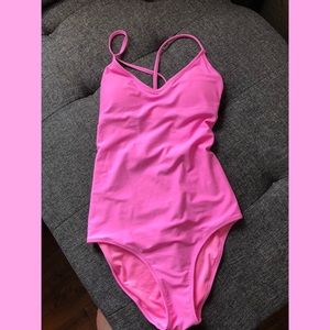 🌸 Bubblegum Pink one piece swim suit🌸